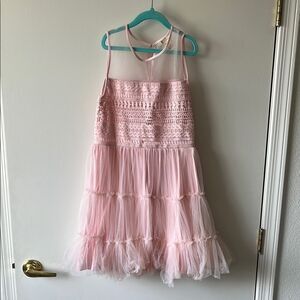 Forever 21 Girls Pink Lace Kids Dress Size 13/14 Gently used